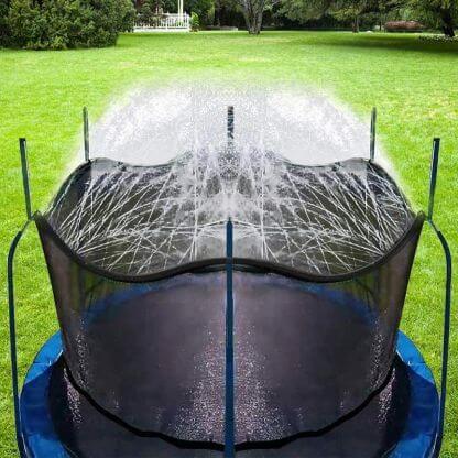 Trampoline_Water_Sprinkler_Gallery_Img2-min