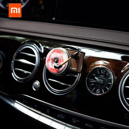 VINYL_CAR_PERFUME_GALLERY_IMG3-min