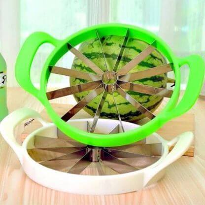 HOME_BASICS_MELON_SLICER_GALLERY_IMG3-min