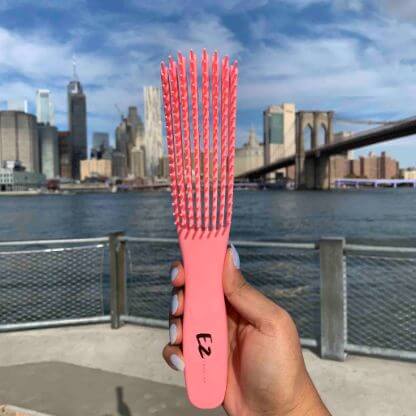 The_EZ_Detangler_Brush_Featured_Img